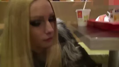 Pintinho dá cara uma video homem fazendo sexo oral em mulher boquete em dela quarto