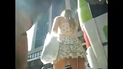 Mamas Grandes video de sexo no elevador