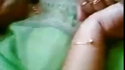 Os video de homem fazendo sexo oral na mulher negros querem ver como sua esposa é fodida