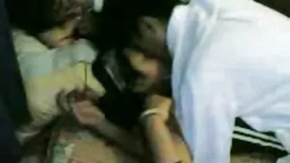 Fodendo em um videos de sexo oral gratuito vestido