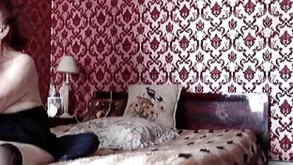 Nu video de sexo oral homem fazendo na mulher na rua