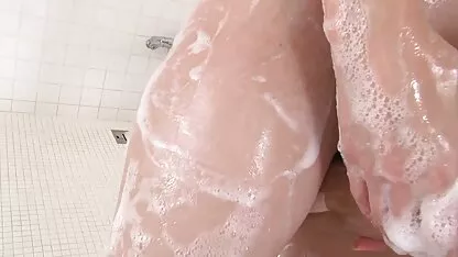 Meninas No Brasil vídeo de mulher fazendo sexo oral