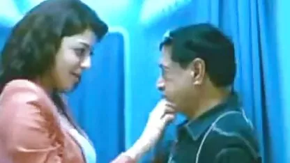 MILF com sexooralxvideos falsificação tits andorinhas uma grandes galo