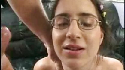 Menina parafusar a língua de seu sexo oral gay video namorado na Bunda