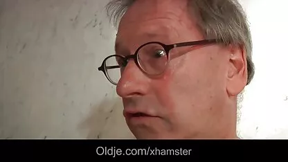 Russo sexo oral videos grátis sexo em a banheiro