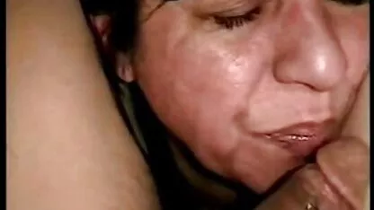 Bunda video sexo oral masculino De Frango rasgado Meia-calça dá cara Boquete