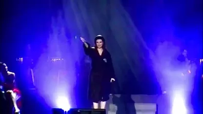 Careca Agente Fodido Uma Jovem Tatuada Mulher Com Um mulheres fazendo boquete Enorme Barril Na Mesa