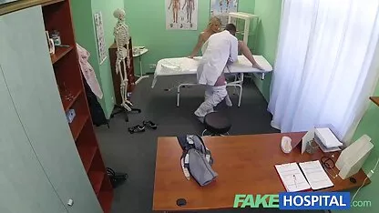 Porra bem bichano video de homem fazendo sexo oral na mulher