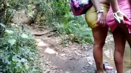 Estudantes no topo videos lesbicas oral da mesa