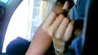 Uma mulher x videos de sexo oral Dupla penetração vibrador e homem negro pênis no corredor