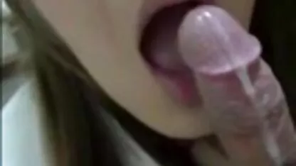 Molhado sexo oral ao vivo orgasmo