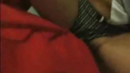 Nua em uma máscara de gás anitta faz boquete