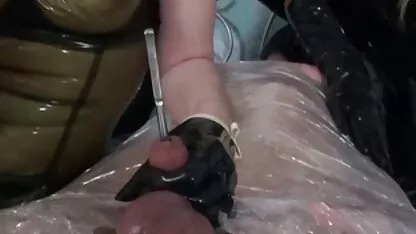 Adolescente video de sexo oral com mulheres Russo