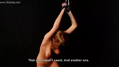 Acidentalmente mostra a vagina video sexo oral mulher com mulher